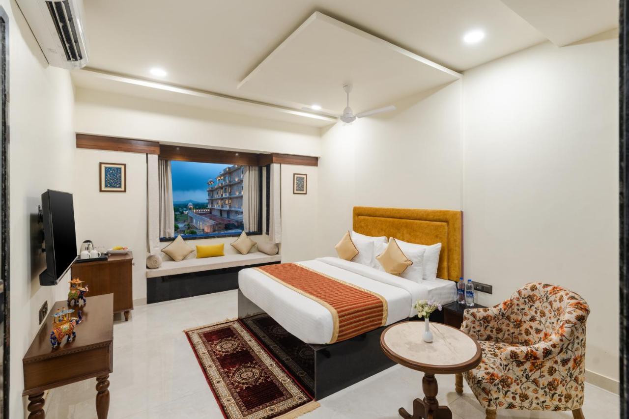 Hotel Traavista Aravali Mahal Udajpur Exteriér fotografie