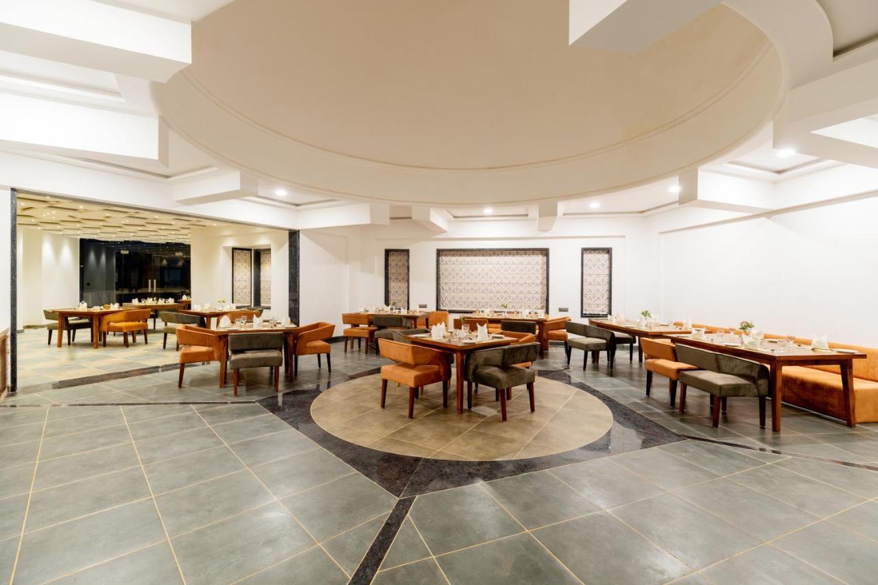 Hotel Traavista Aravali Mahal Udajpur Exteriér fotografie